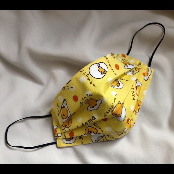 Egg Pleated Surgical Adult Face Mask - Picture 1 of 5